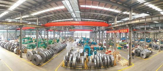 湖北大帆金屬制品火力全開(kāi)忙生產(chǎn)